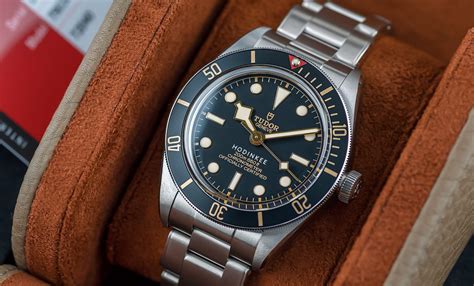 hodinkee black bay 58